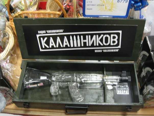 Водка сувенирная автомат калашиков ак 47 0.70л. в подарочном боксе купить в интернет-магазине alkomarket77.ru