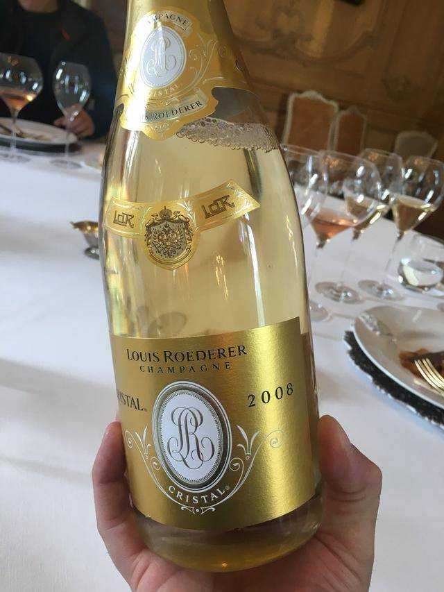 Шампанское кристалл. Шампанское Луи Родерер Кристалл. Louis Roederer Cristal 2008. Louis Roederer Brut Cristal 2008. Louis Roederer Champagne Cristal 2008.