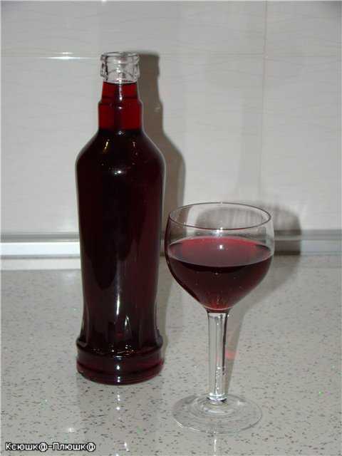 Как сделать вино из варенья жимолости в домашних условиях простой рецепт