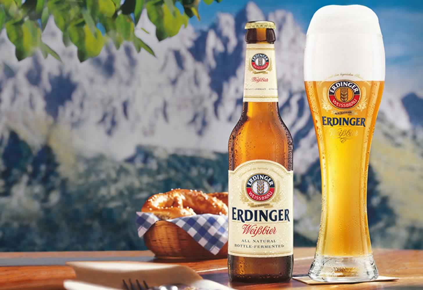 Лучшее пшеничное пиво. Пиво Эрдингер нефильтрованное пшеничное. Эрдингер Вайсбир пиво. Erdinger Weissbier пиво нефильтрованное. Erdinger Weissbier пиво светлое.